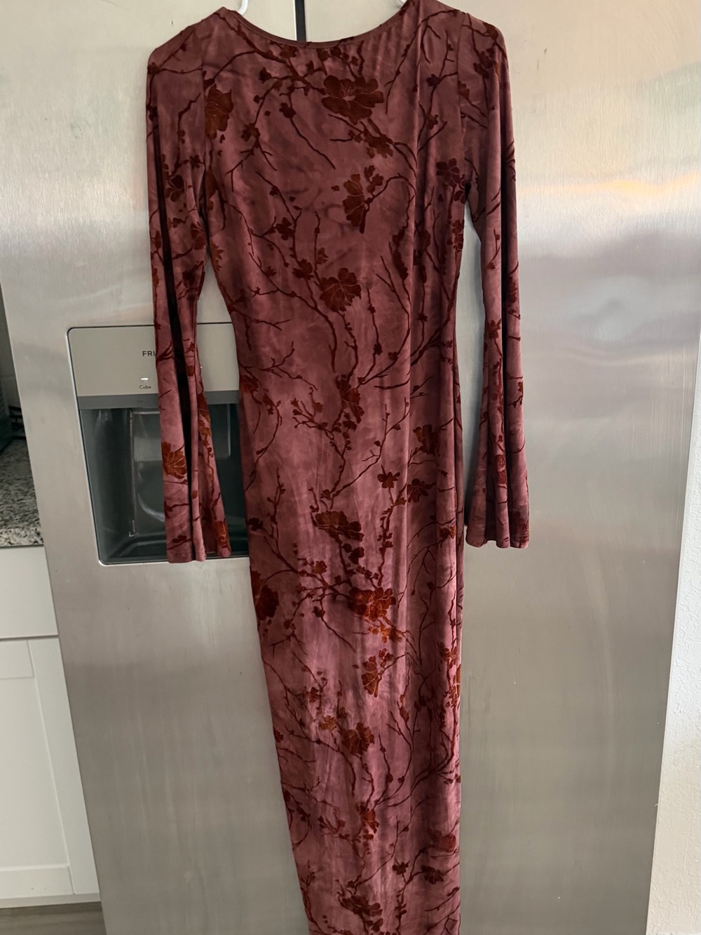 PrettyLittleThing Rose Mauve Burgundy Velvet Floral Long Sleeve Maxi Dress